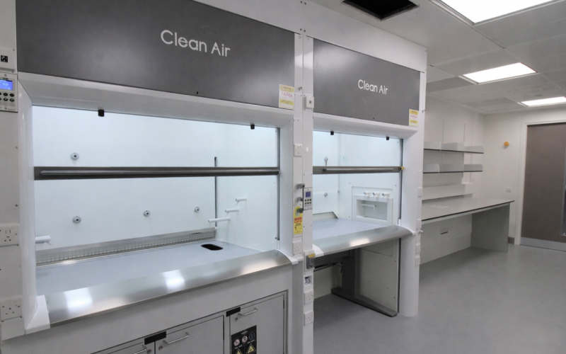 Stand and Sit Fume Cupboard